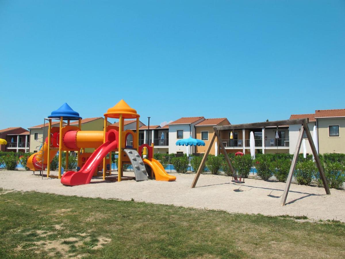 Apartment Belvedere Village-1 By Interhome Cavalcaselle Dış mekan fotoğraf